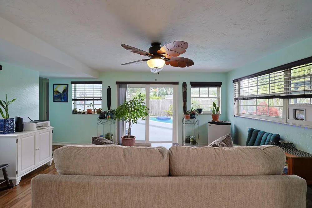 2553 NORDMAN AVENUE New Smyrna Beach, FL 32168