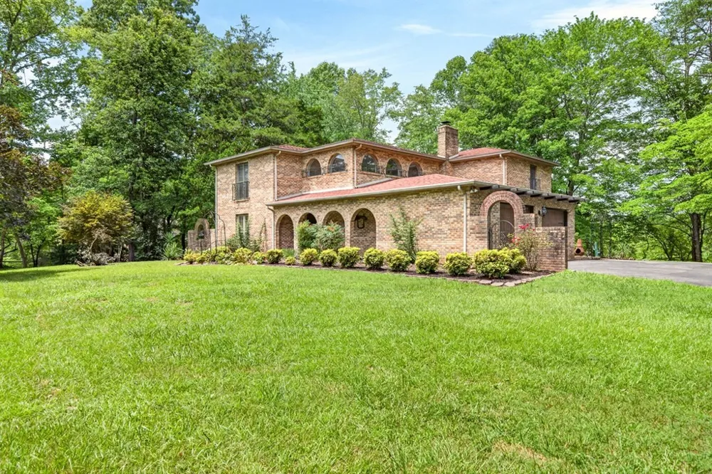 1738 Heathrow Dr Cookeville, TN 38506