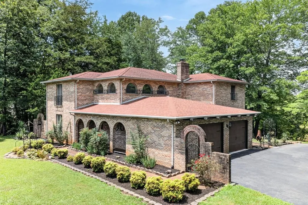 1738 Heathrow Dr Cookeville, TN 38506