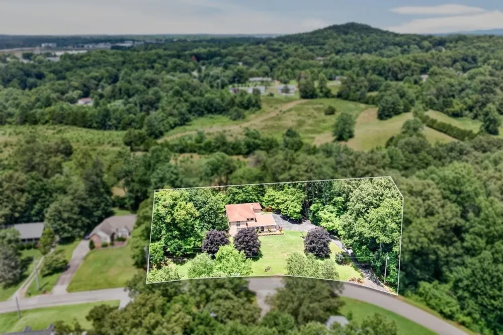 1738 Heathrow Dr Cookeville, TN 38506