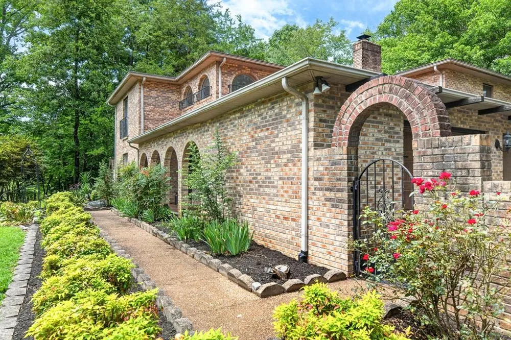 1738 Heathrow Dr Cookeville, TN 38506