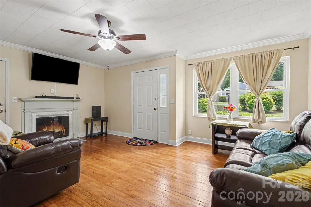 111 Cove Avenue Mount Holly, NC 28120
