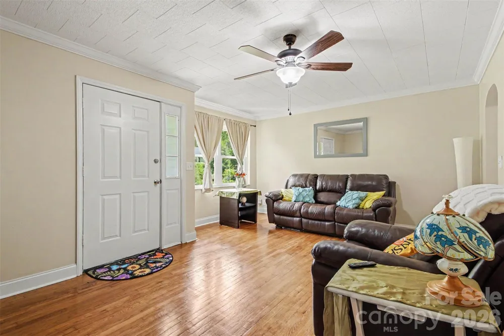 111 Cove Avenue Mount Holly, NC 28120