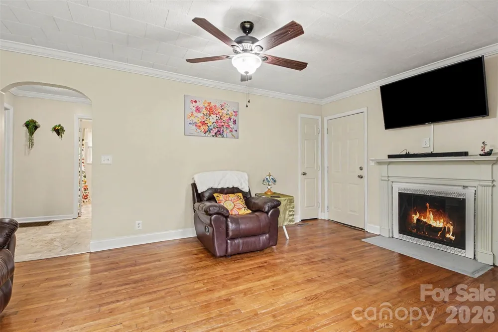 111 Cove Avenue Mount Holly, NC 28120