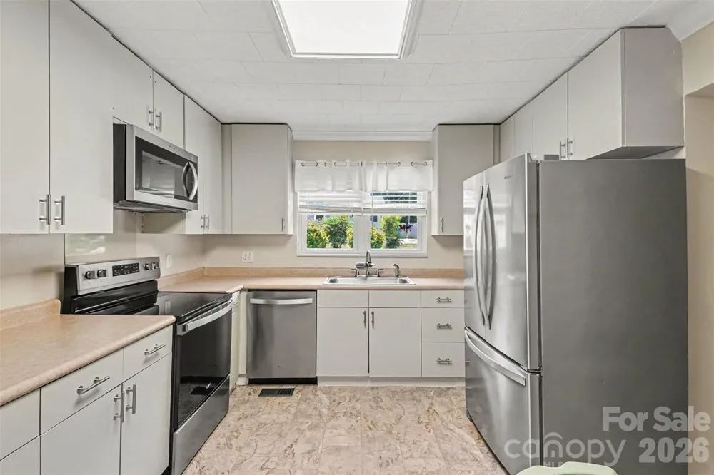 111 Cove Avenue Mount Holly, NC 28120