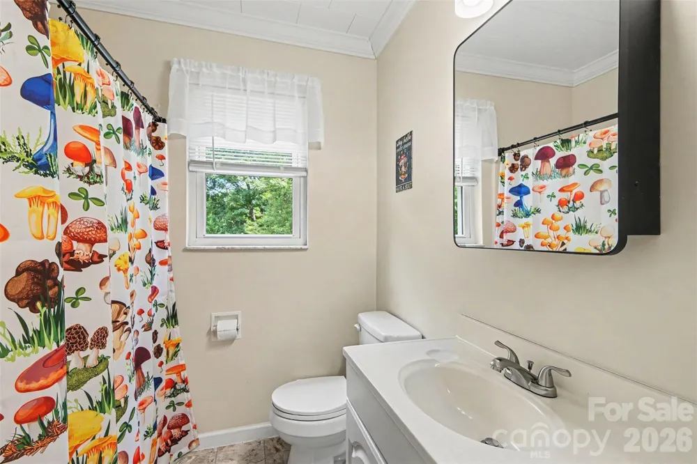 111 Cove Avenue Mount Holly, NC 28120