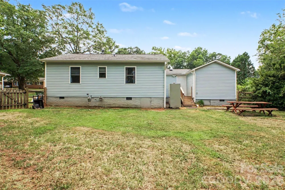 111 Cove Avenue Mount Holly, NC 28120