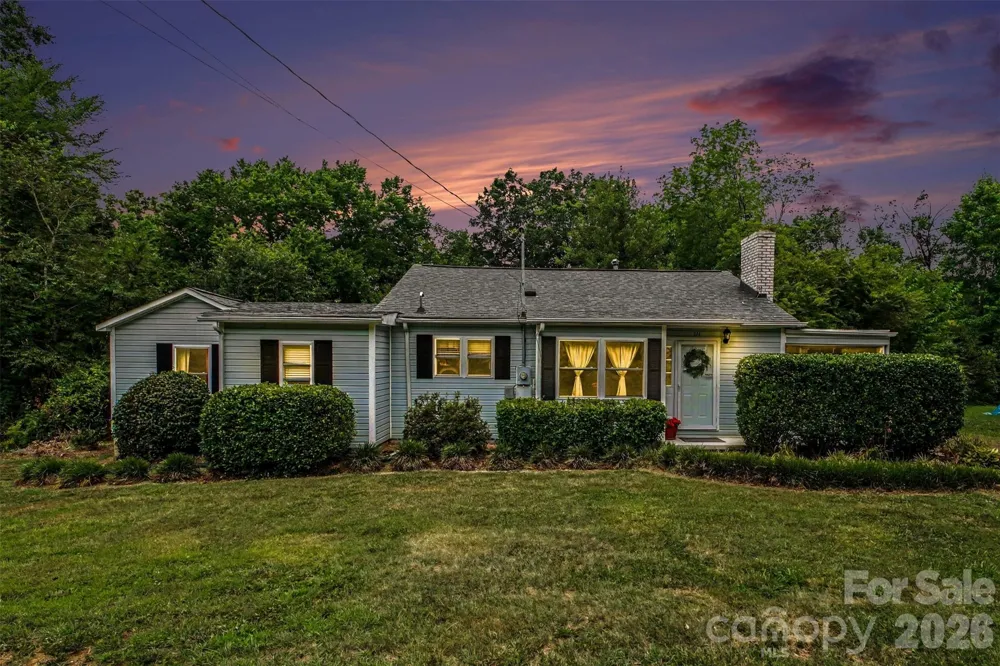 111 Cove Avenue Mount Holly, NC 28120
