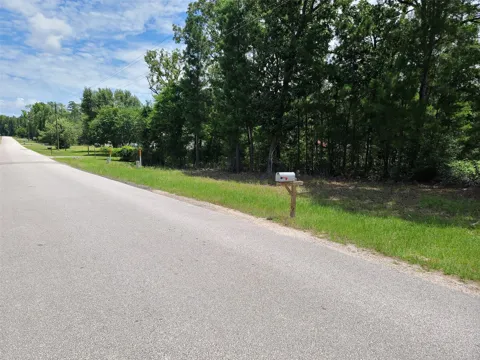 Lakeside Drive