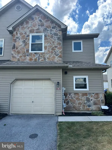 136 KRISTY LANE