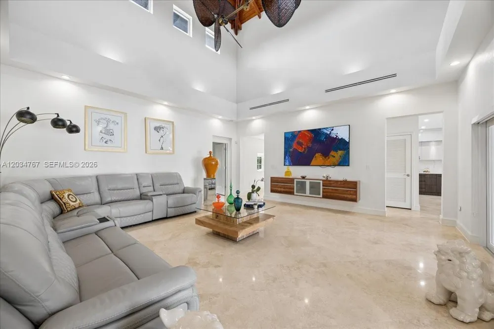 16580 SW 173rd Ave Miami, FL 33187