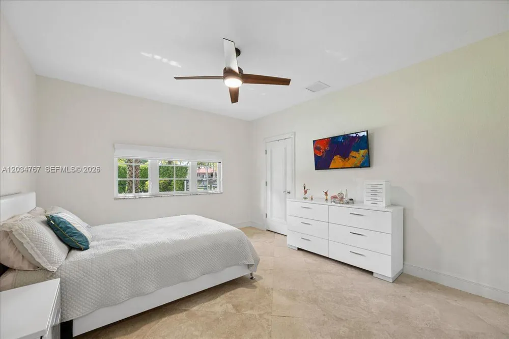 16580 SW 173rd Ave Miami, FL 33187