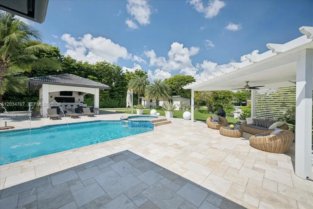 16580 SW 173rd Ave Miami, FL 33187