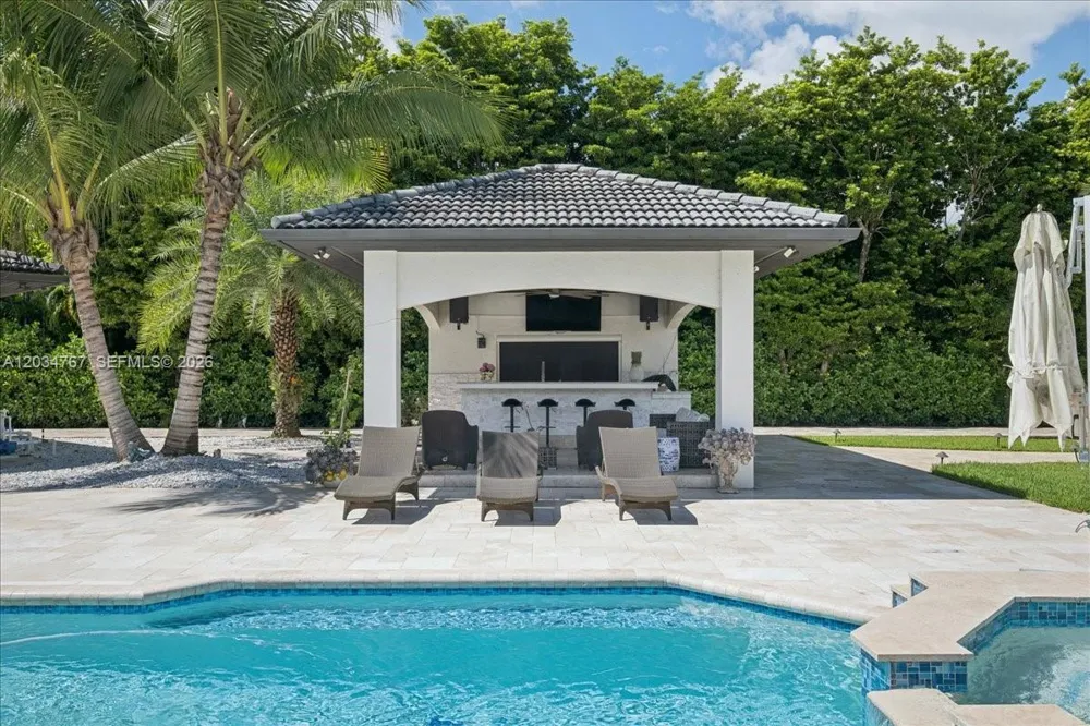 16580 SW 173rd Ave Miami, FL 33187