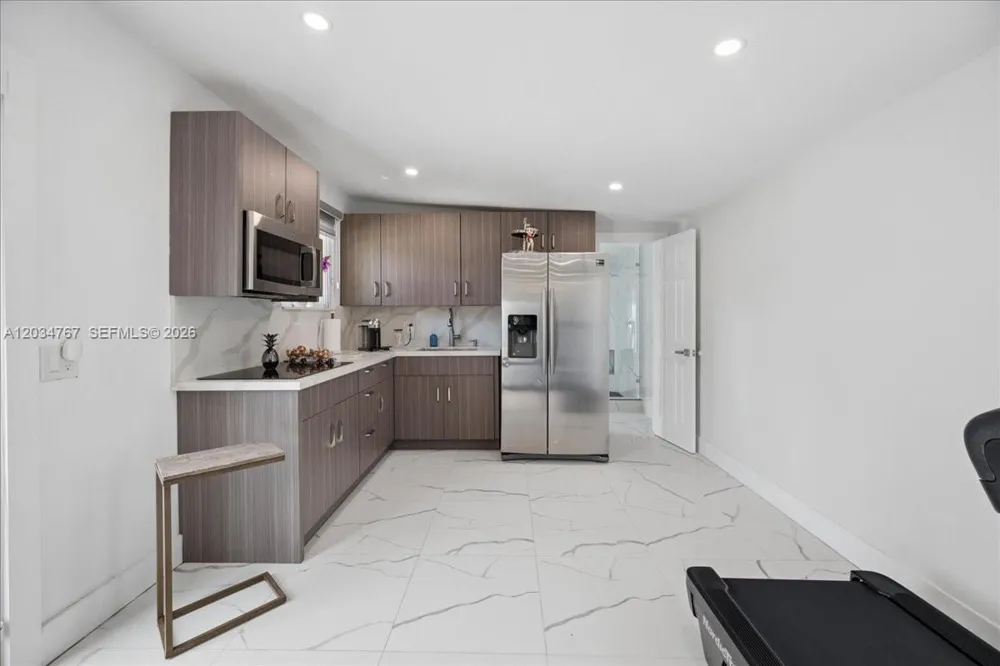 16580 SW 173rd Ave Miami, FL 33187