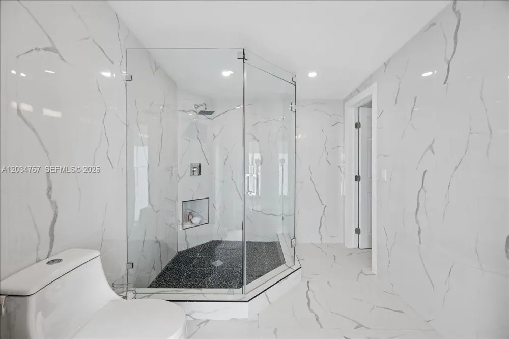 16580 SW 173rd Ave Miami, FL 33187