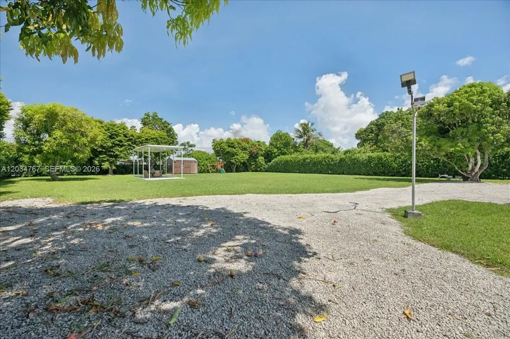 16580 SW 173rd Ave Miami, FL 33187