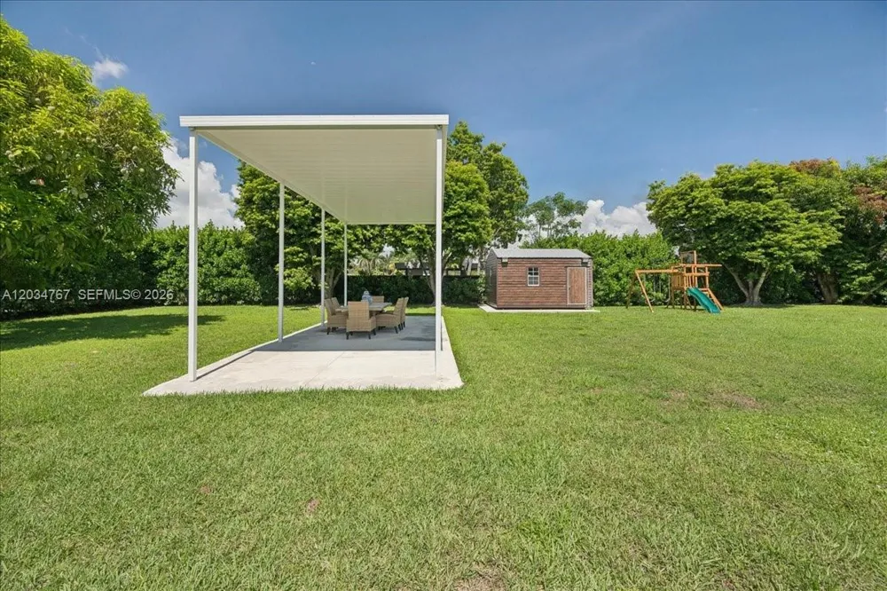 16580 SW 173rd Ave Miami, FL 33187