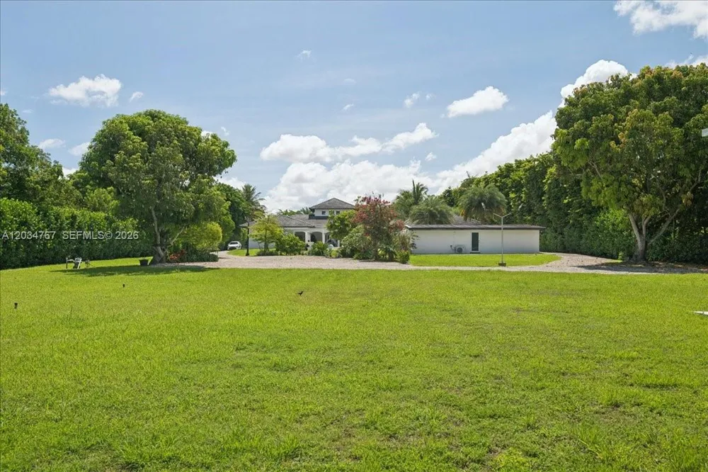16580 SW 173rd Ave Miami, FL 33187