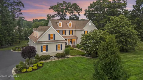 4 Breckenridge Court