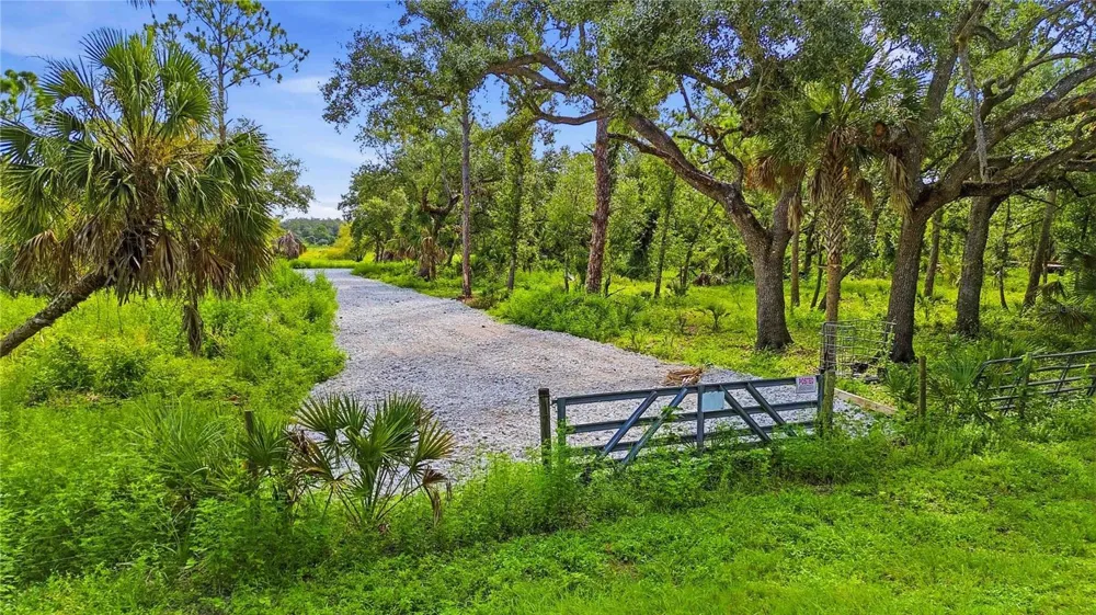 S MOON DRIVE Venice, FL 34292