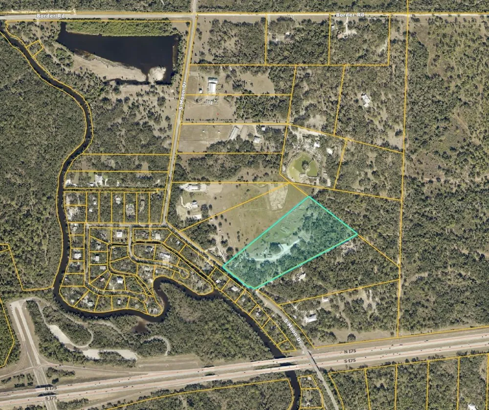 S MOON DRIVE Venice, FL 34292
