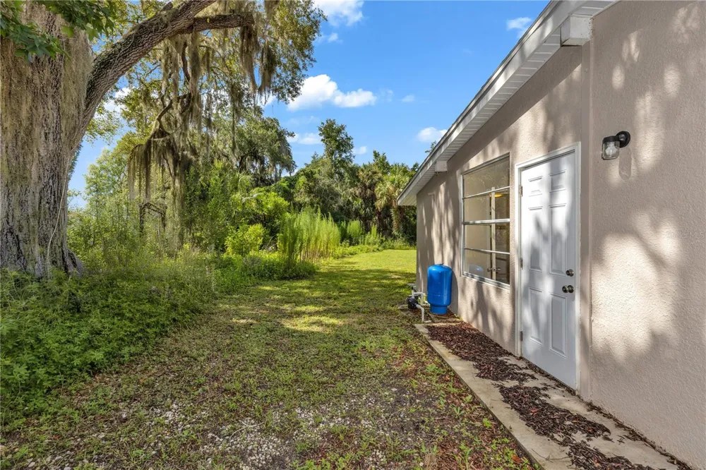 247 TOMS ROAD Debary, FL 32713