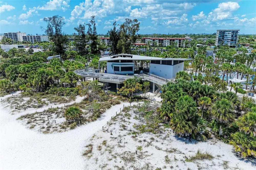 3980 LEMONWOOD DRIVE Sarasota, FL 34232