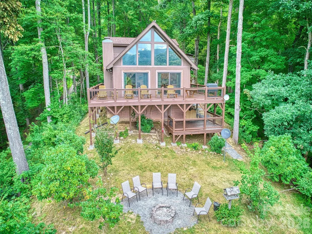 171 Jade Drive Clyde, NC 28721