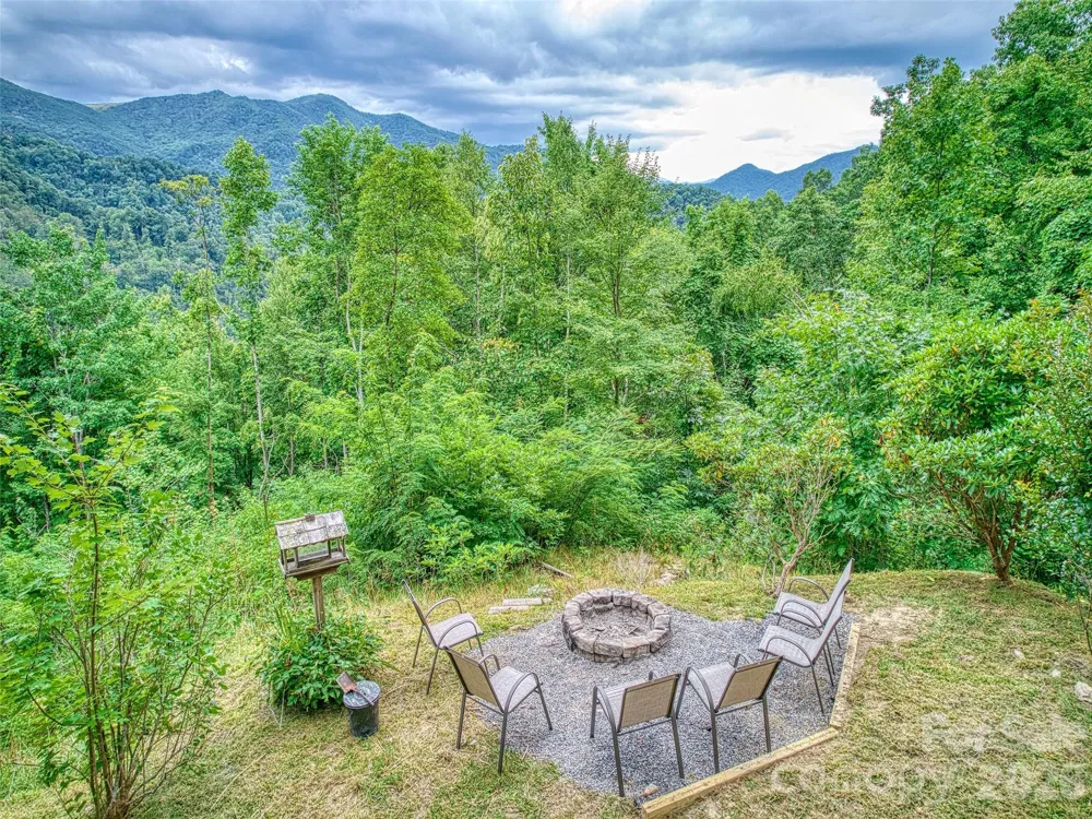171 Jade Drive Clyde, NC 28721
