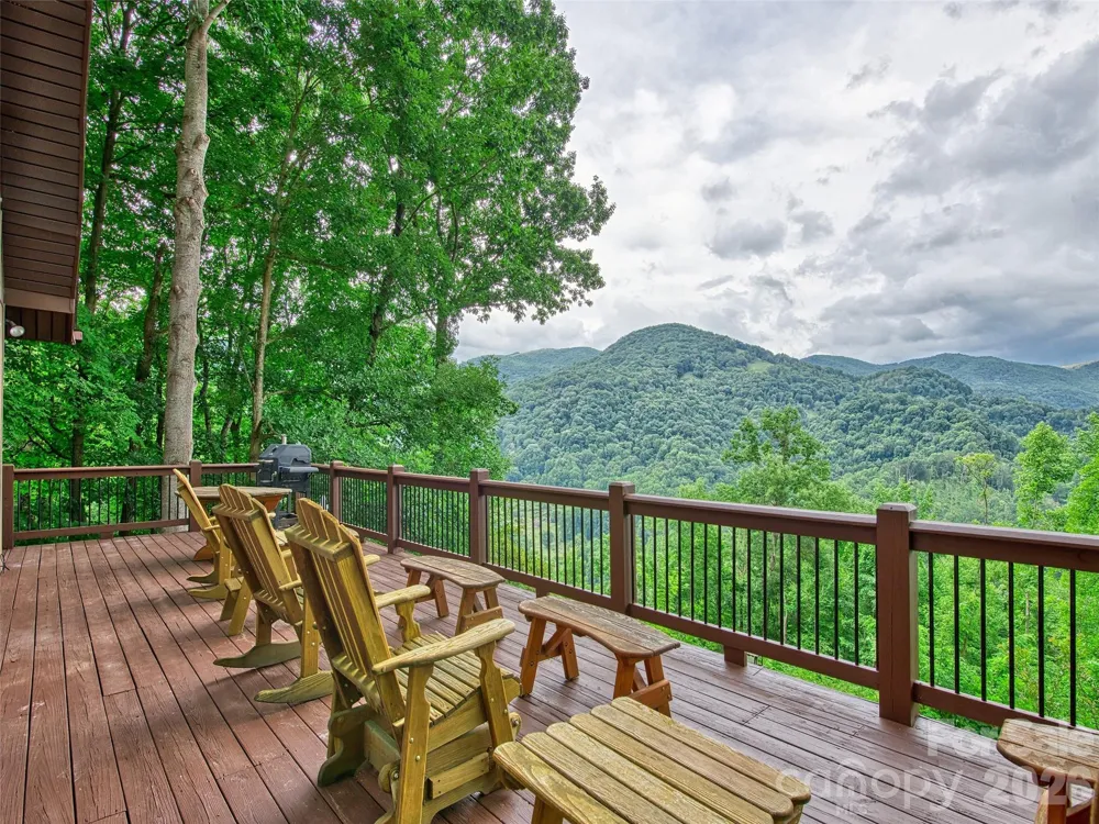 171 Jade Drive Clyde, NC 28721