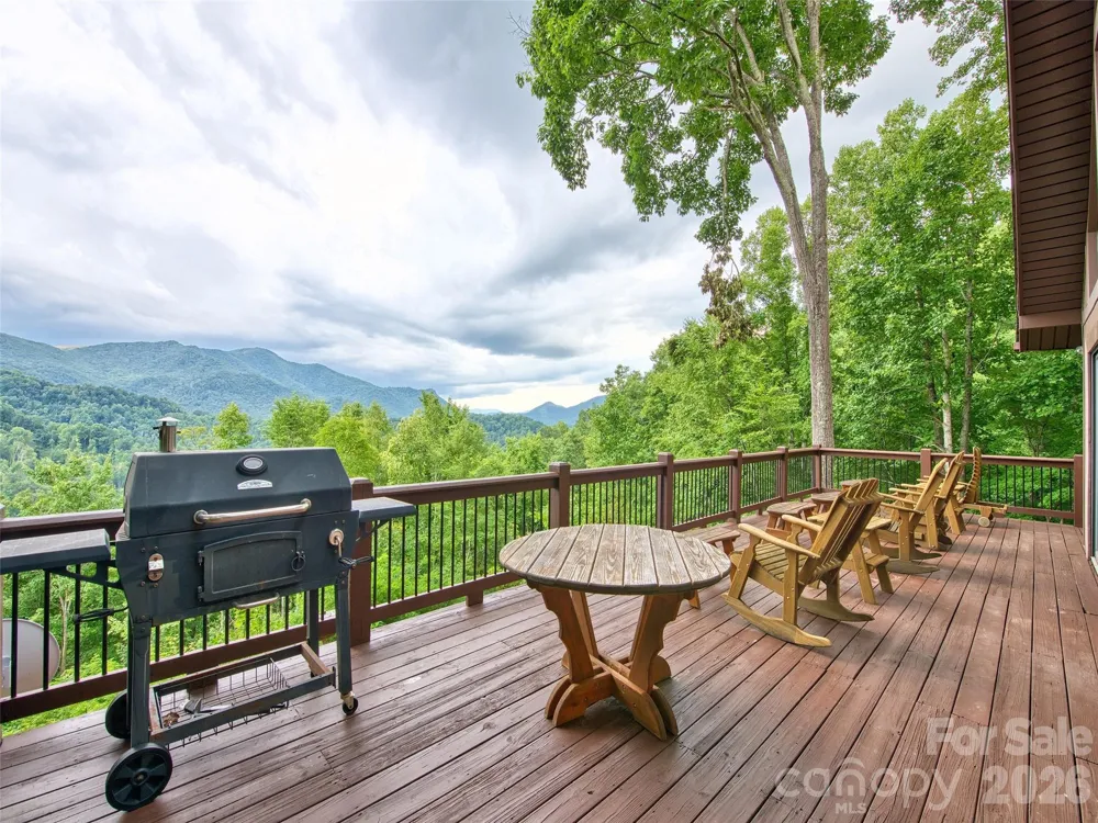 171 Jade Drive Clyde, NC 28721