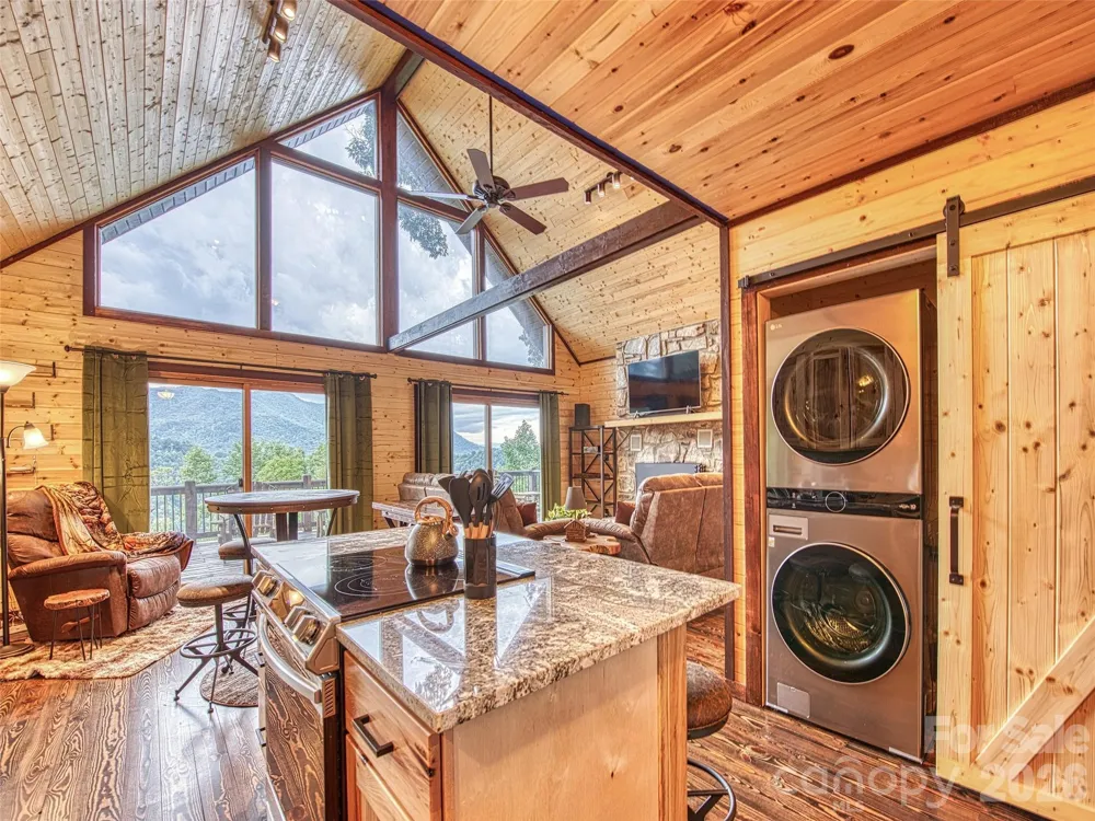 171 Jade Drive Clyde, NC 28721