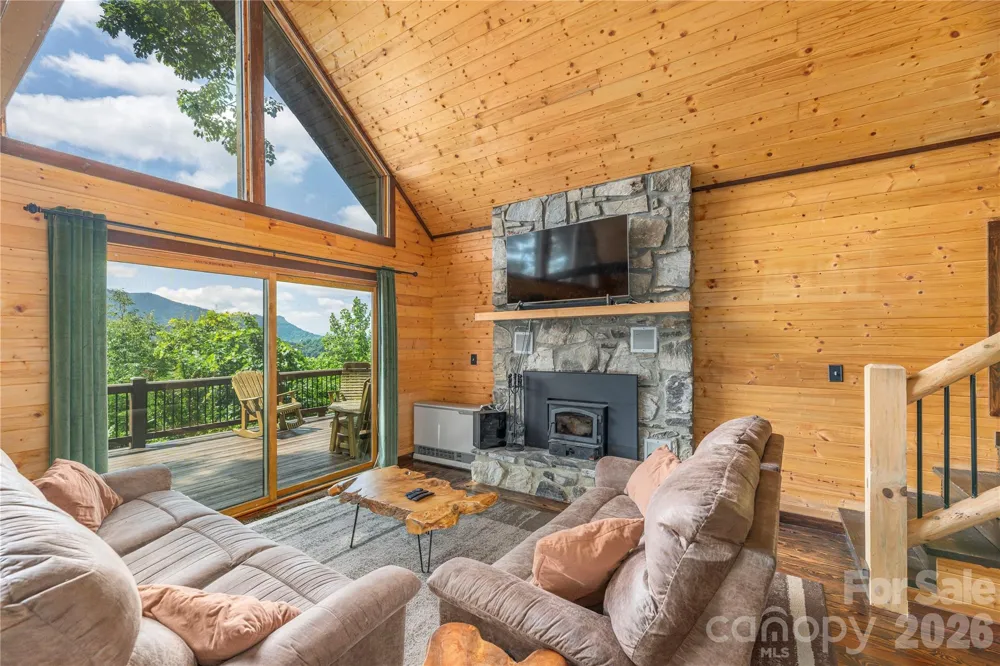 171 Jade Drive Clyde, NC 28721