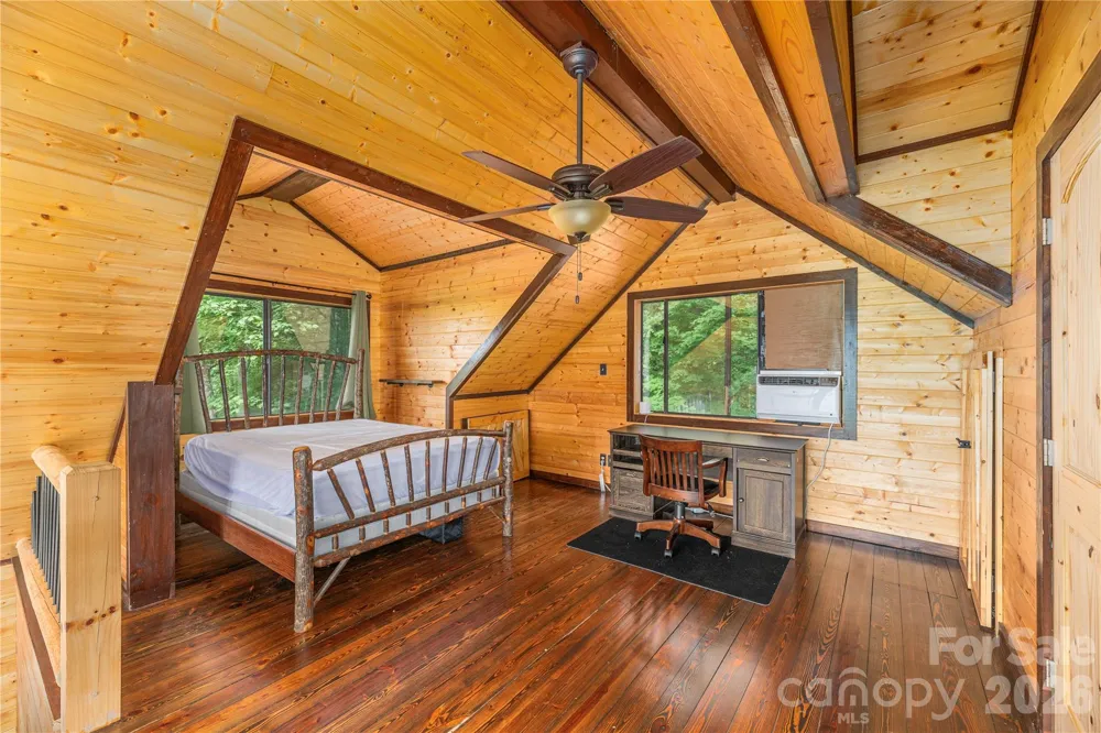 171 Jade Drive Clyde, NC 28721