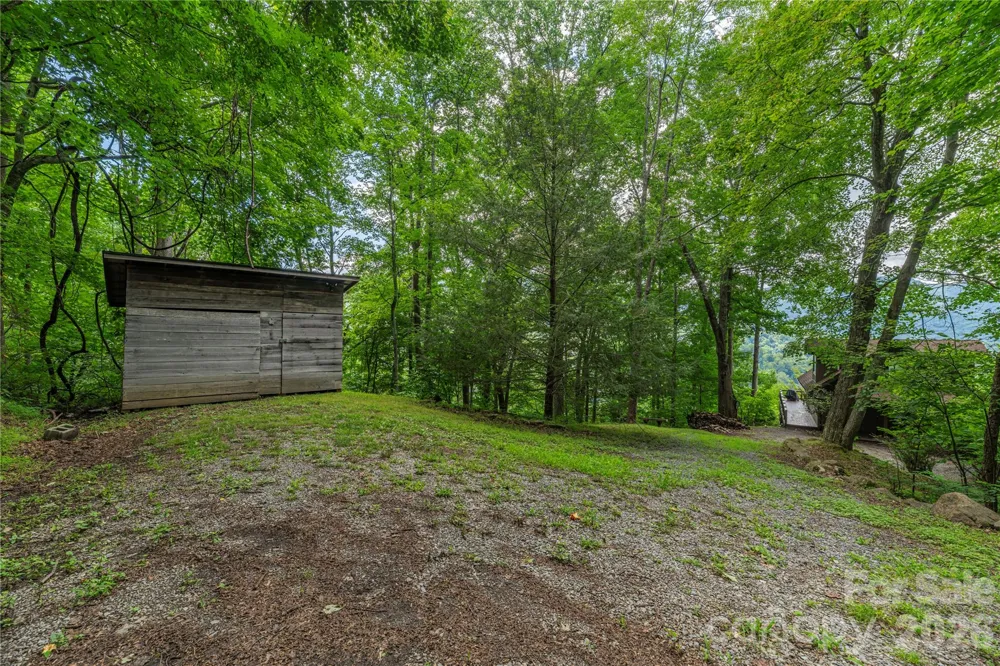 171 Jade Drive Clyde, NC 28721