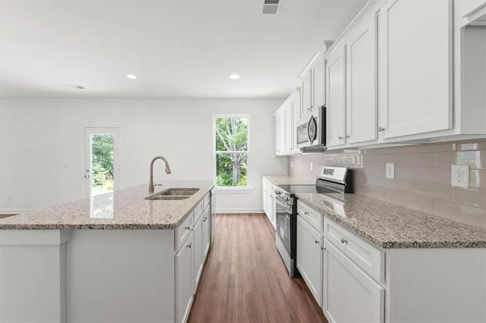 29 Edith Court Statham, GA 30666