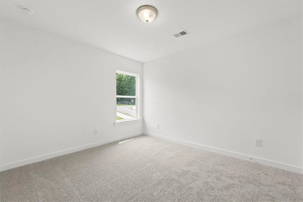 29 Edith Court Statham, GA 30666