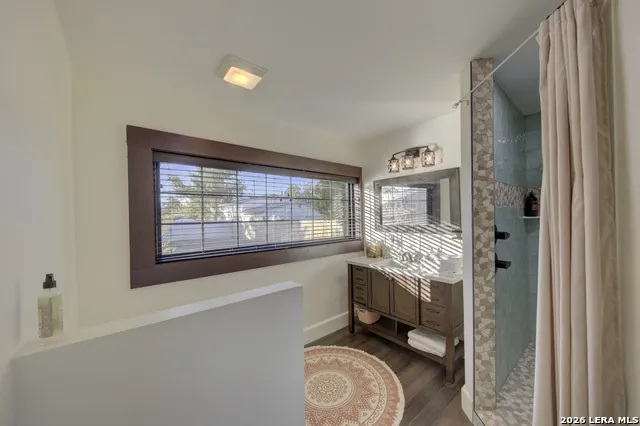 405 W Avenue E Alpine, TX 79830