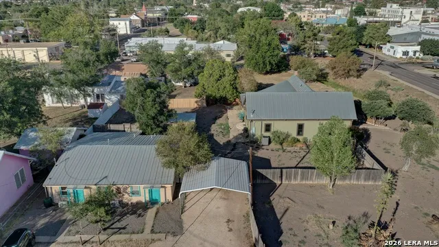 405 W Avenue E Alpine, TX 79830