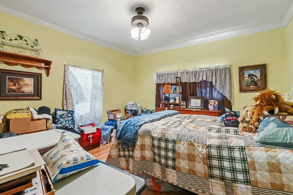 1060 County Road 4360 Decatur, TX 76234