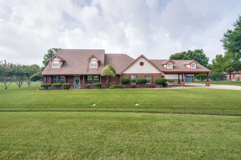 6630 Meadow Ridge Circle