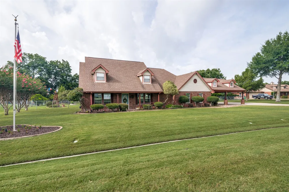 6630 Meadow Ridge Circle Nevada, TX 75173