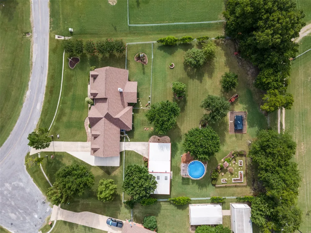 6630 Meadow Ridge Circle Nevada, TX 75173