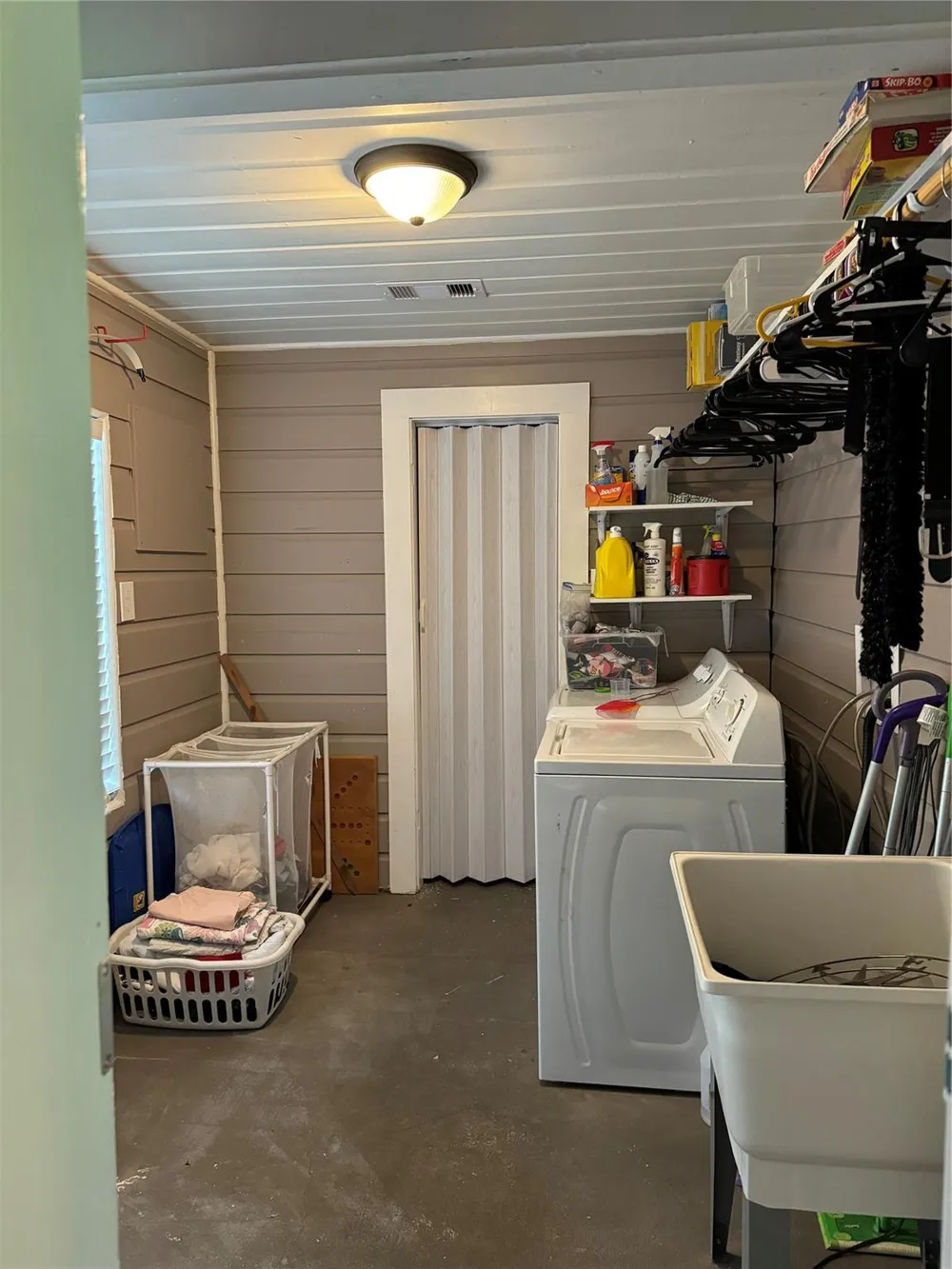 411 Humphrey Avenue Palacios, TX 77465