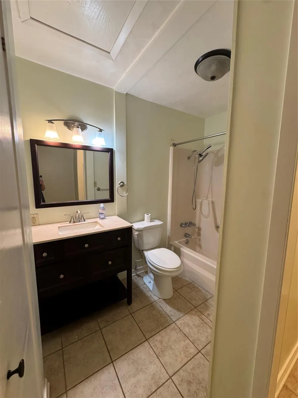 411 Humphrey Avenue Palacios, TX 77465