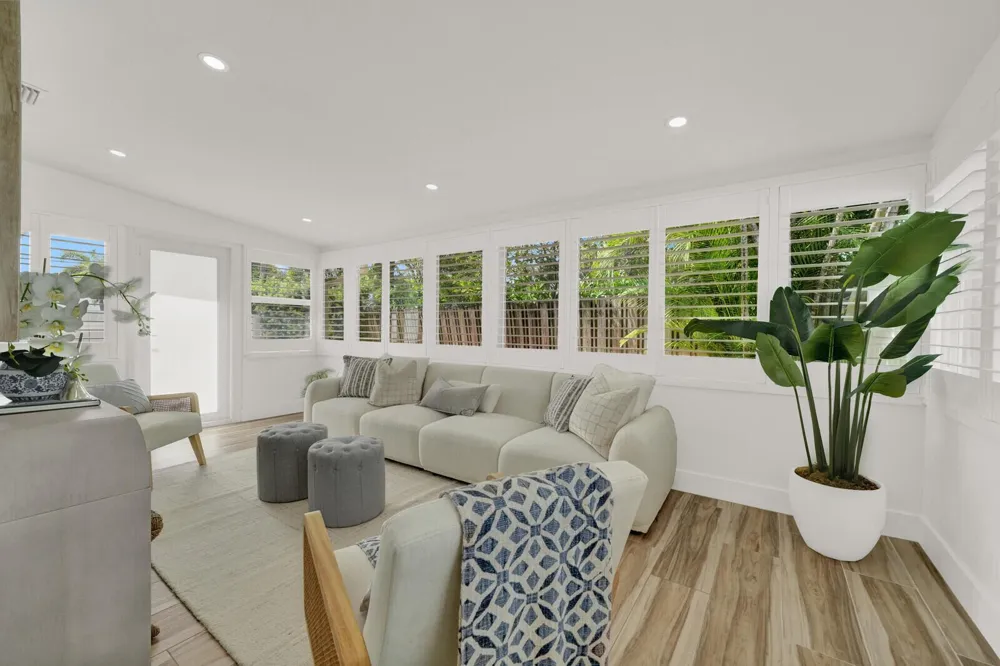 1321 CORDOVA ROAD Fort Lauderdale, FL 33316