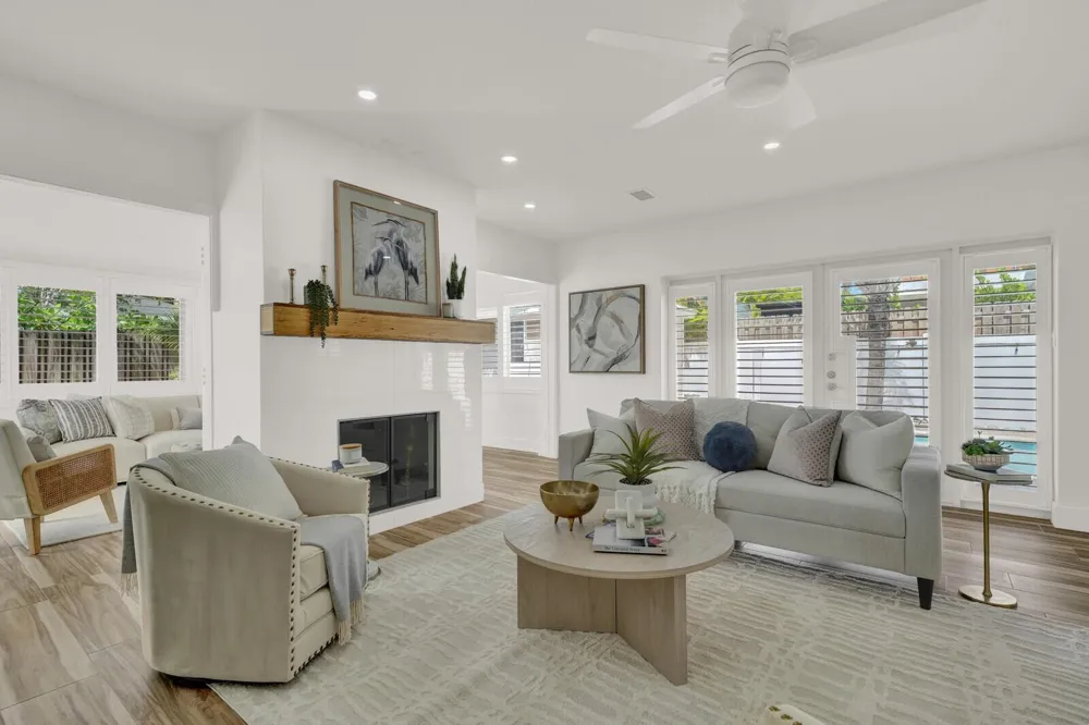1321 CORDOVA ROAD Fort Lauderdale, FL 33316