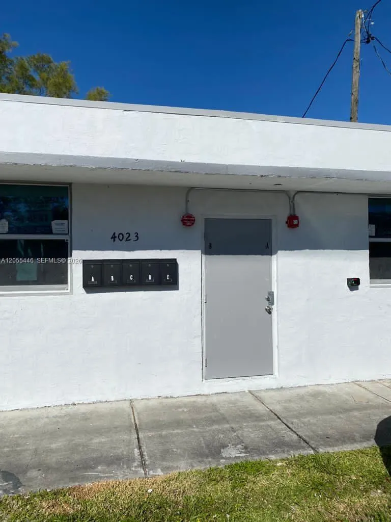 4023 SW 19th St #D West Park, FL 33023