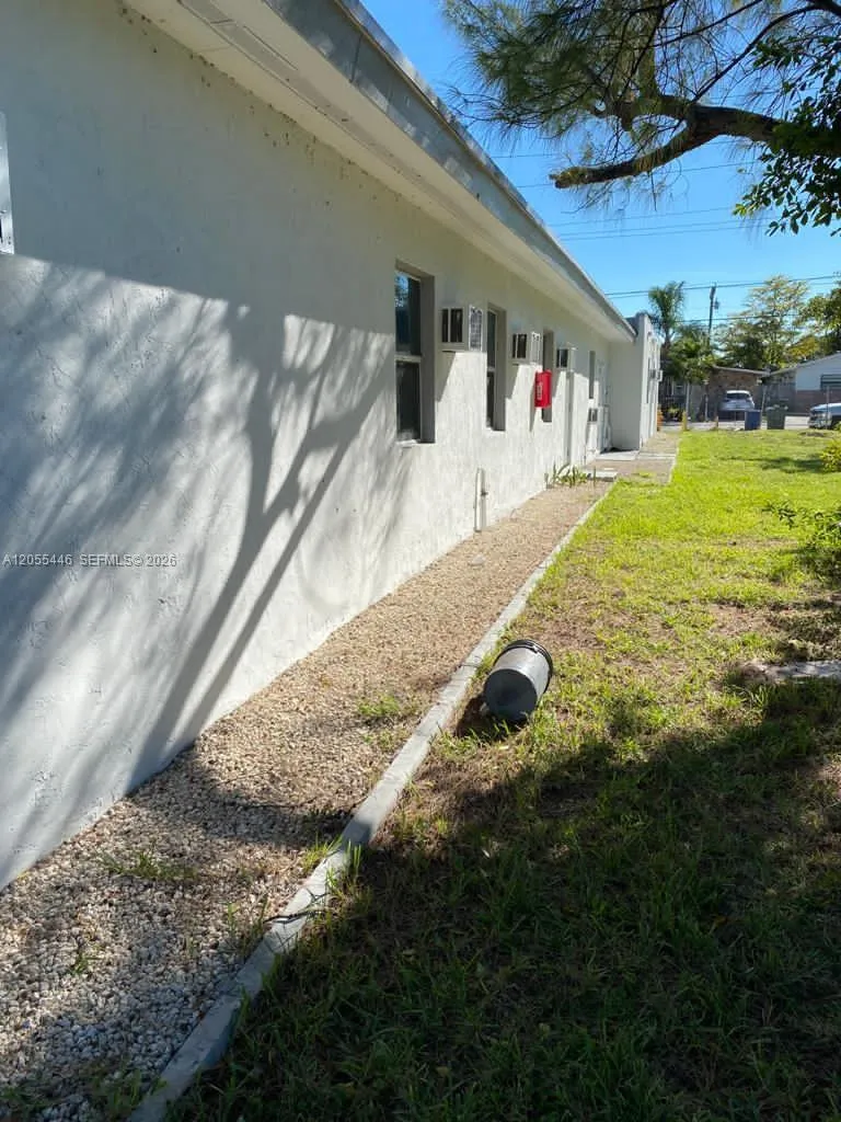 4023 SW 19th St #D West Park, FL 33023